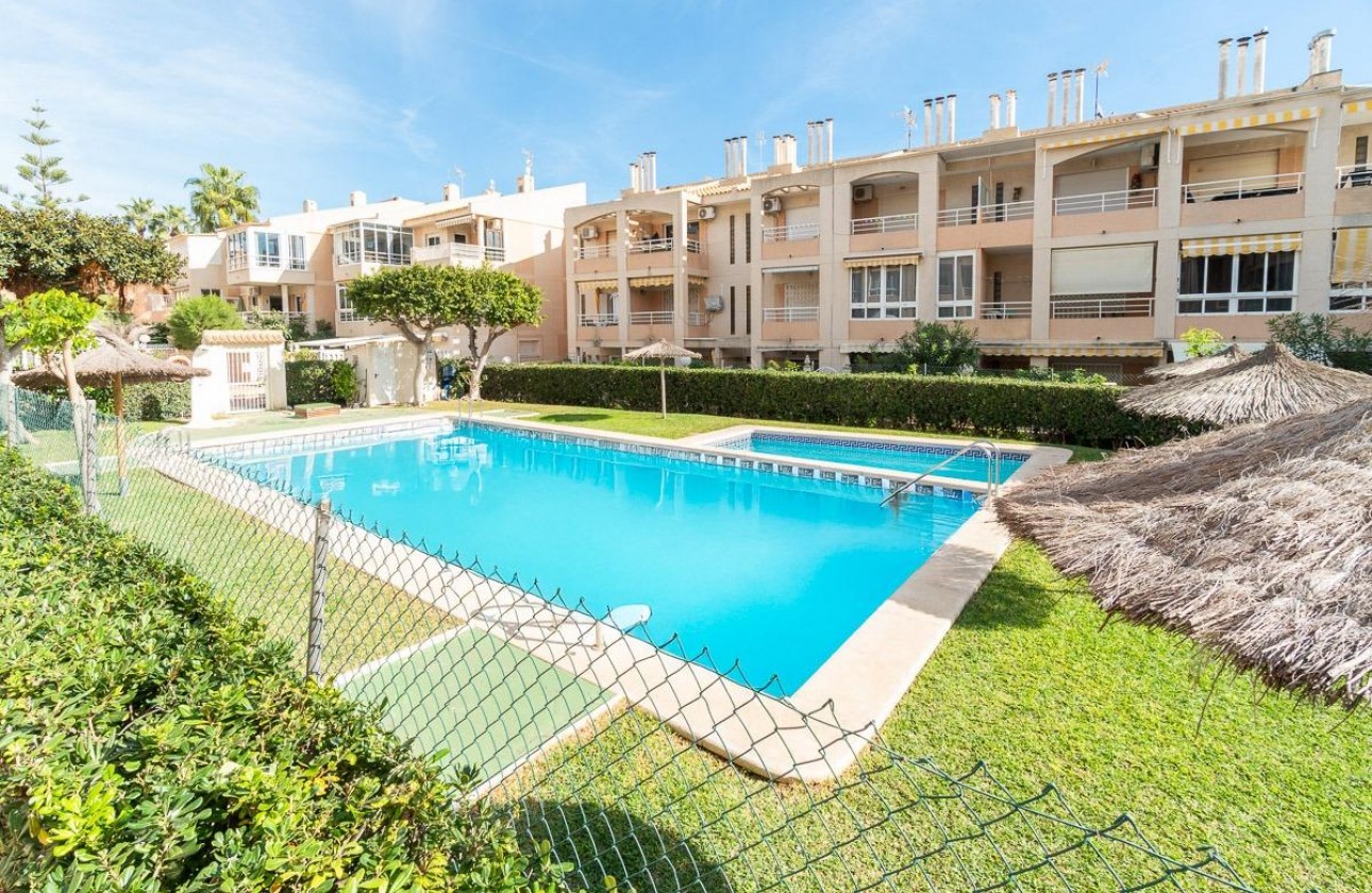Resale - Apartment - Torrevieja - Los Frutales