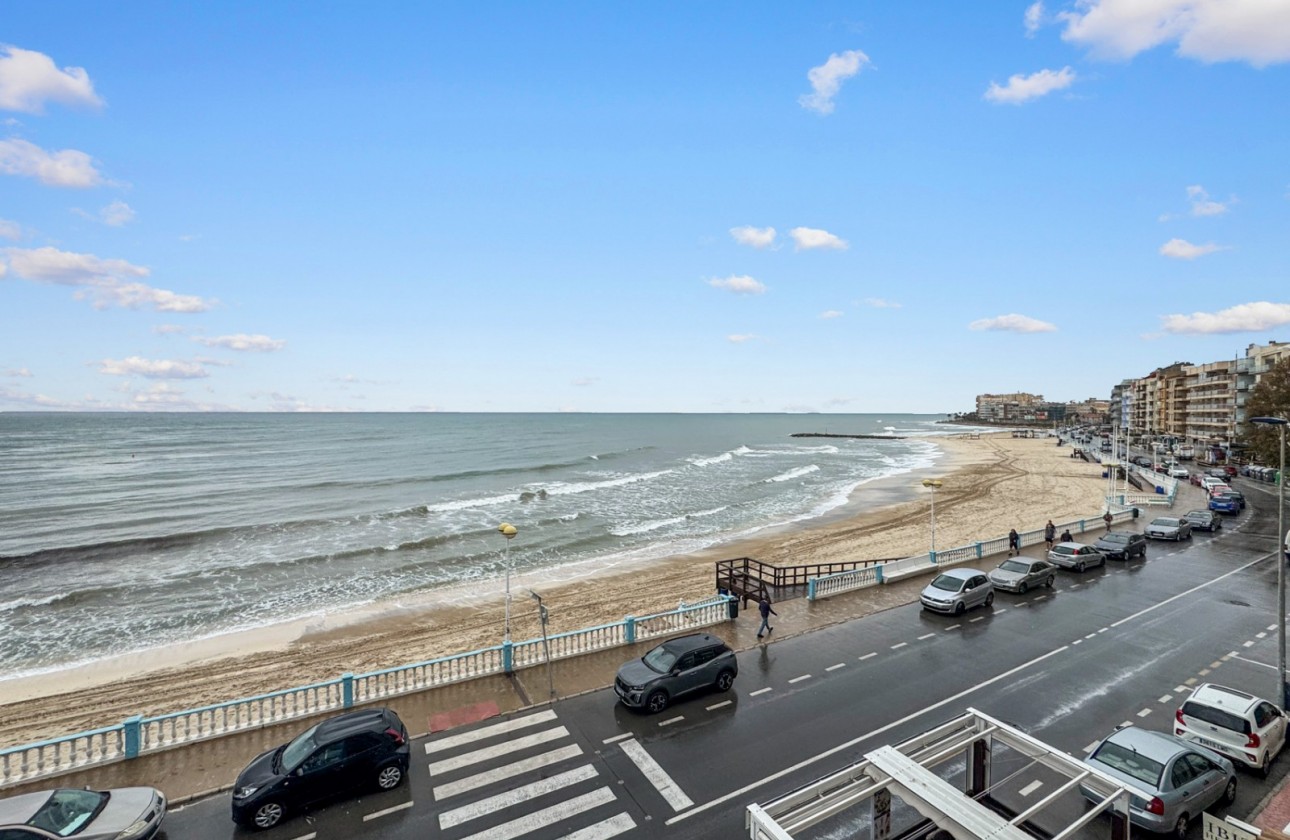 Resale - Apartment - Torrevieja - Playa de los Locos