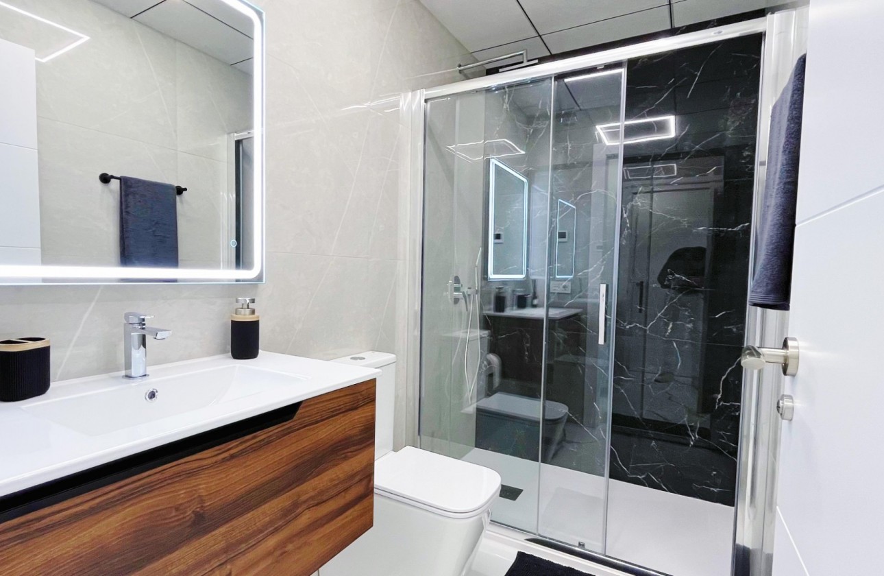 Resale - Apartment - Torrevieja - Playa del Cura