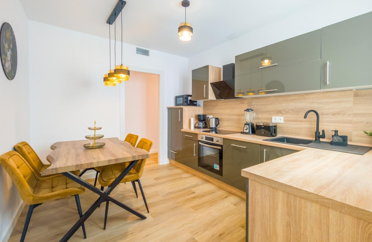 Resale - Apartment - Torrevieja - Playa del Cura