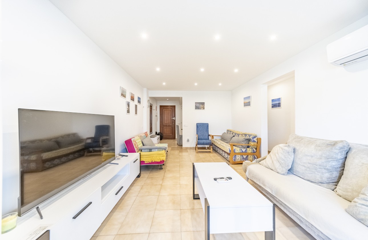 Resale - Apartment - Torrevieja - Punta Prima