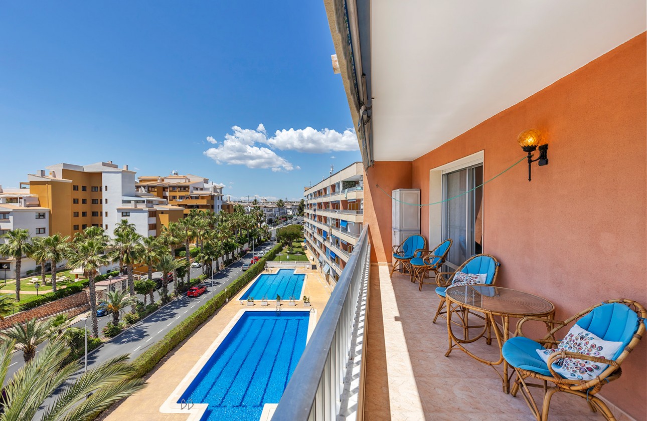 Resale - Apartment - Torrevieja - Punta Prima