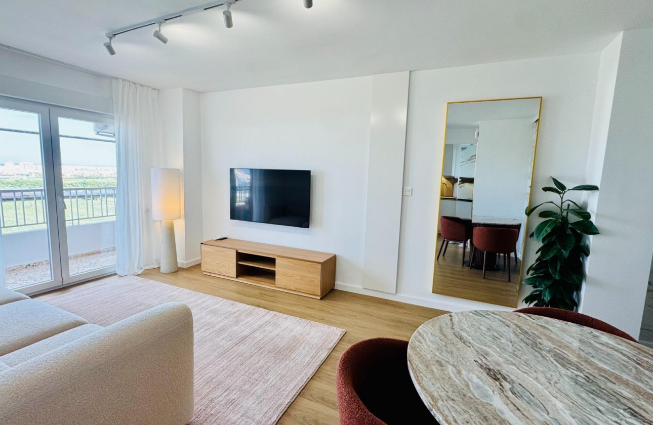 Resale - Apartment - Torrevieja - Punta Prima