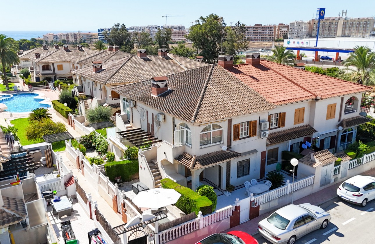 Resale - Apartment - Torrevieja - Punta Prima
