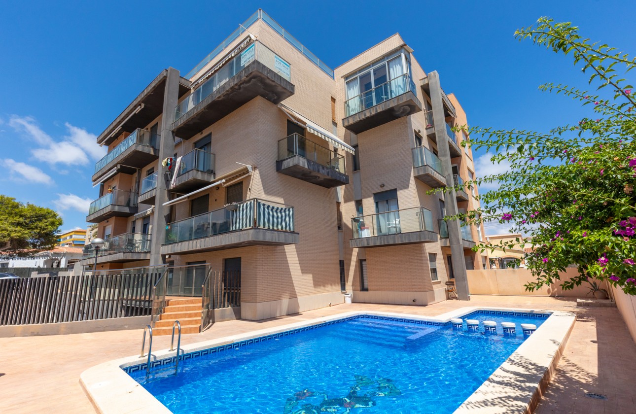 Resale - Apartment - Torrevieja - Punta Prima