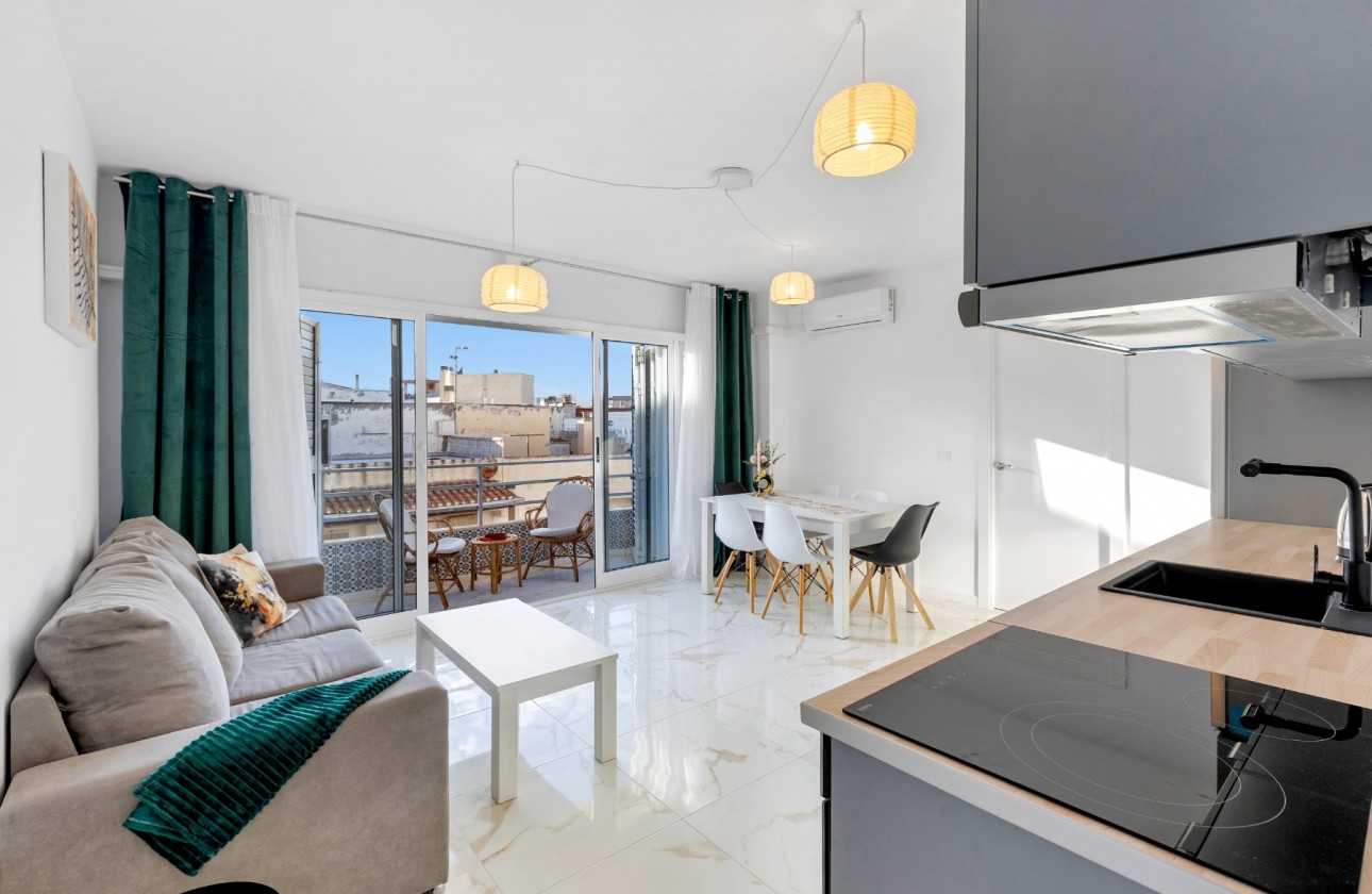 Resale - Apartment - Torrevieja - Torrelamata - La Mata