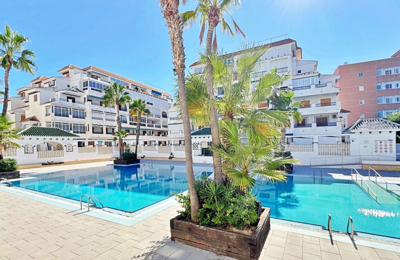 Resale - Apartment - Torrevieja - Torrelamata - La Mata