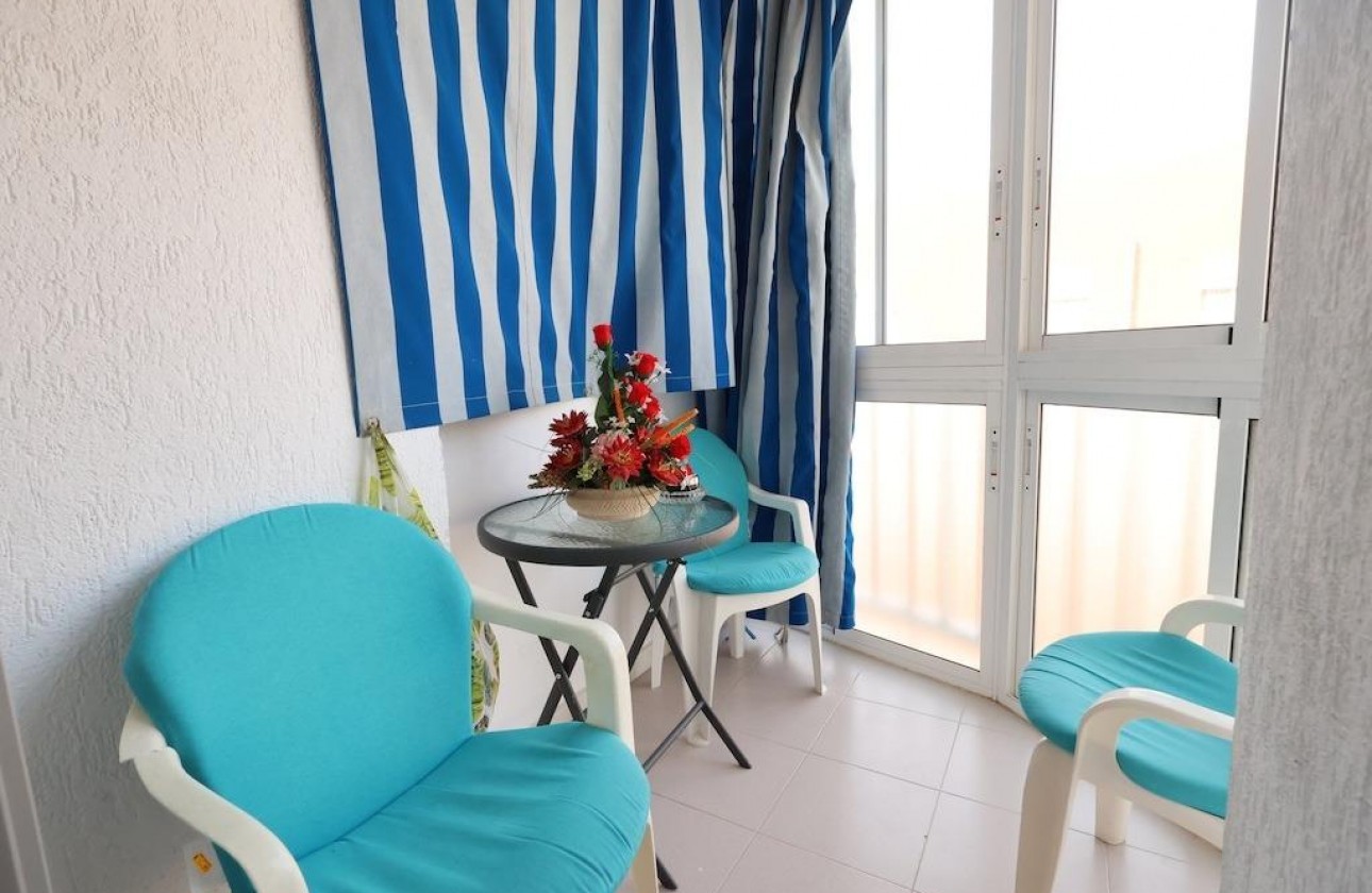 Resale - Apartment - Torrevieja - Torrelamata - La Mata