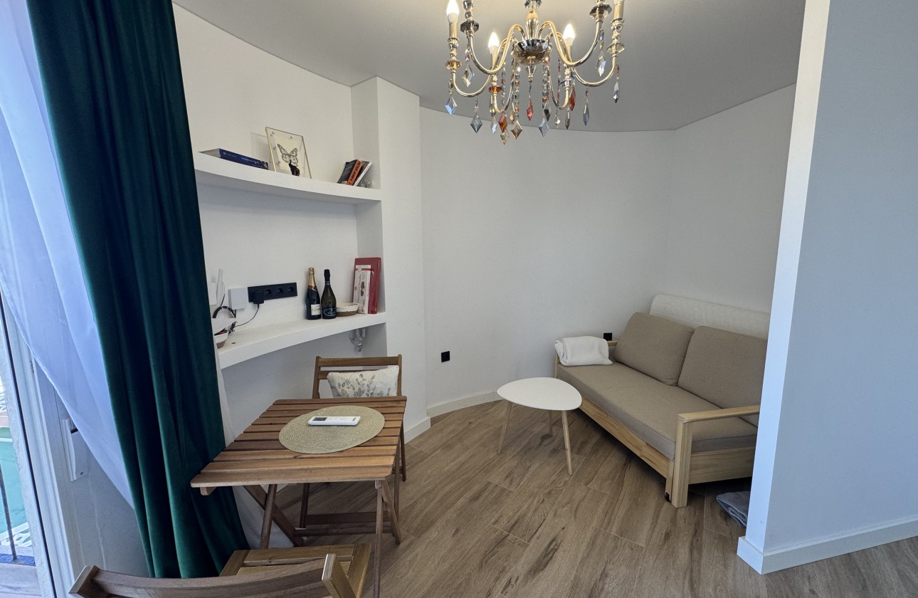 Resale - Apartment - Torrevieja - Torrelamata - La Mata