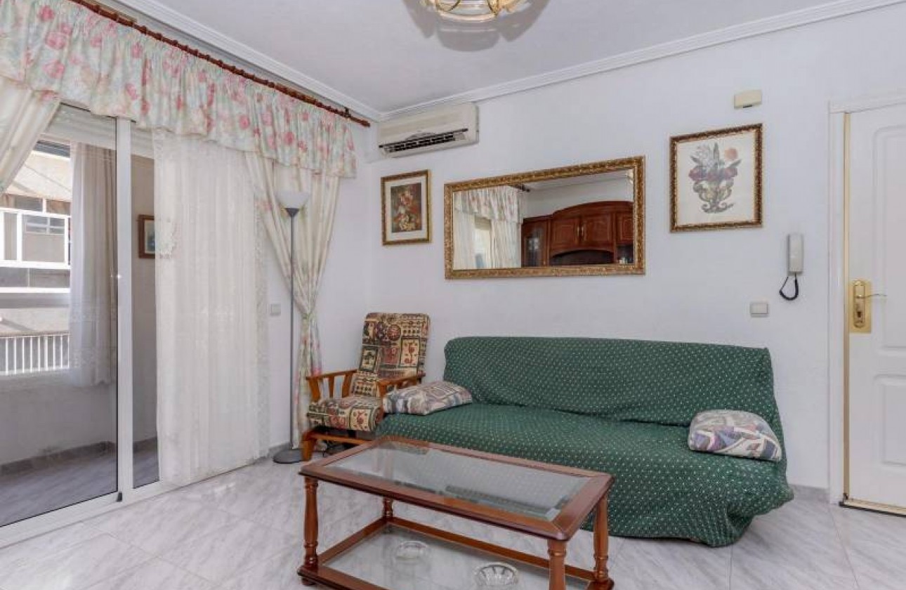 Resale - Apartment - Torrevieja