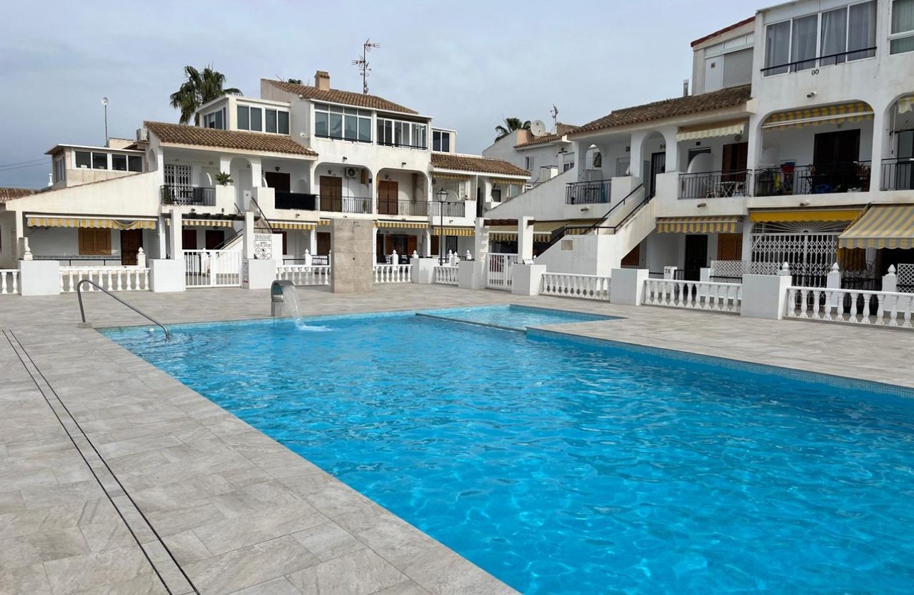 Resale - Apartment - Torrevieja