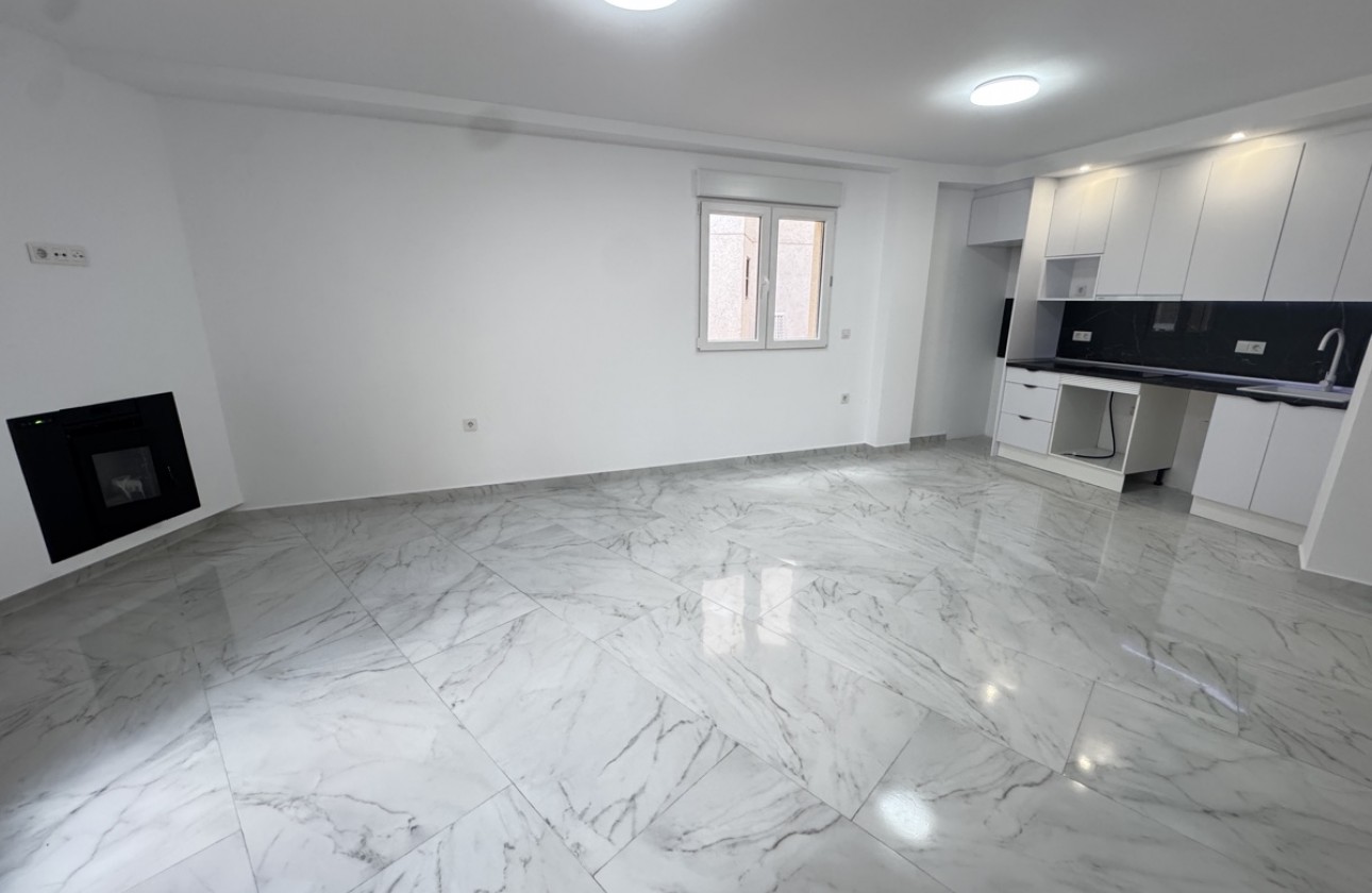 Resale - Apartment - Torrevieja