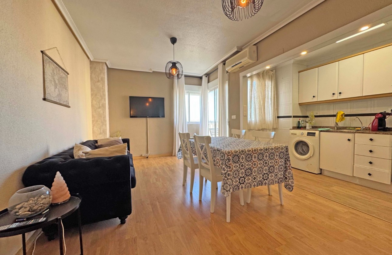 Resale - Apartment - Torrevieja