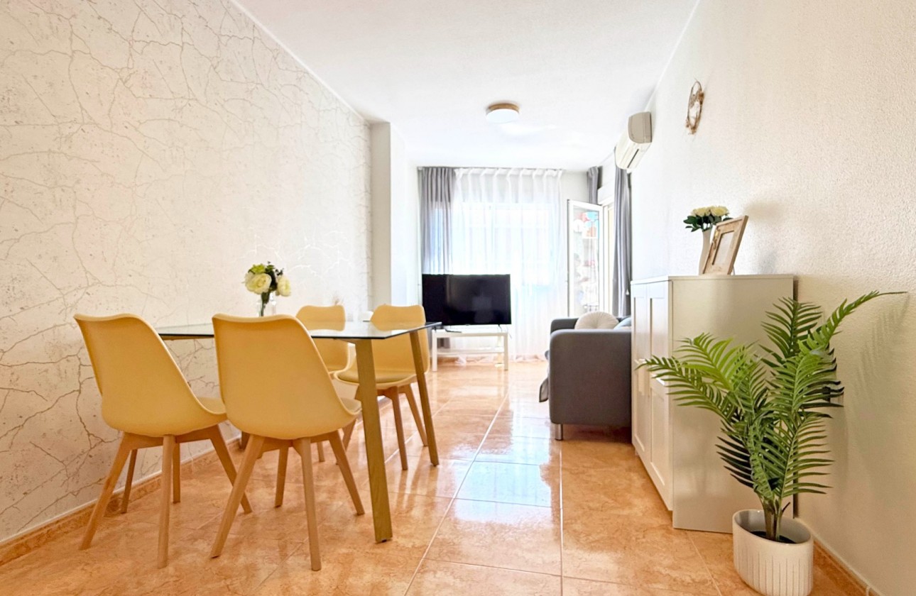 Resale - Apartment - Torrevieja