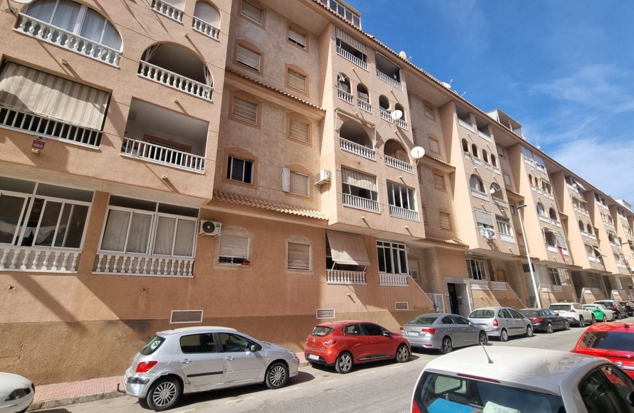 Resale - Apartment - Torrevieja