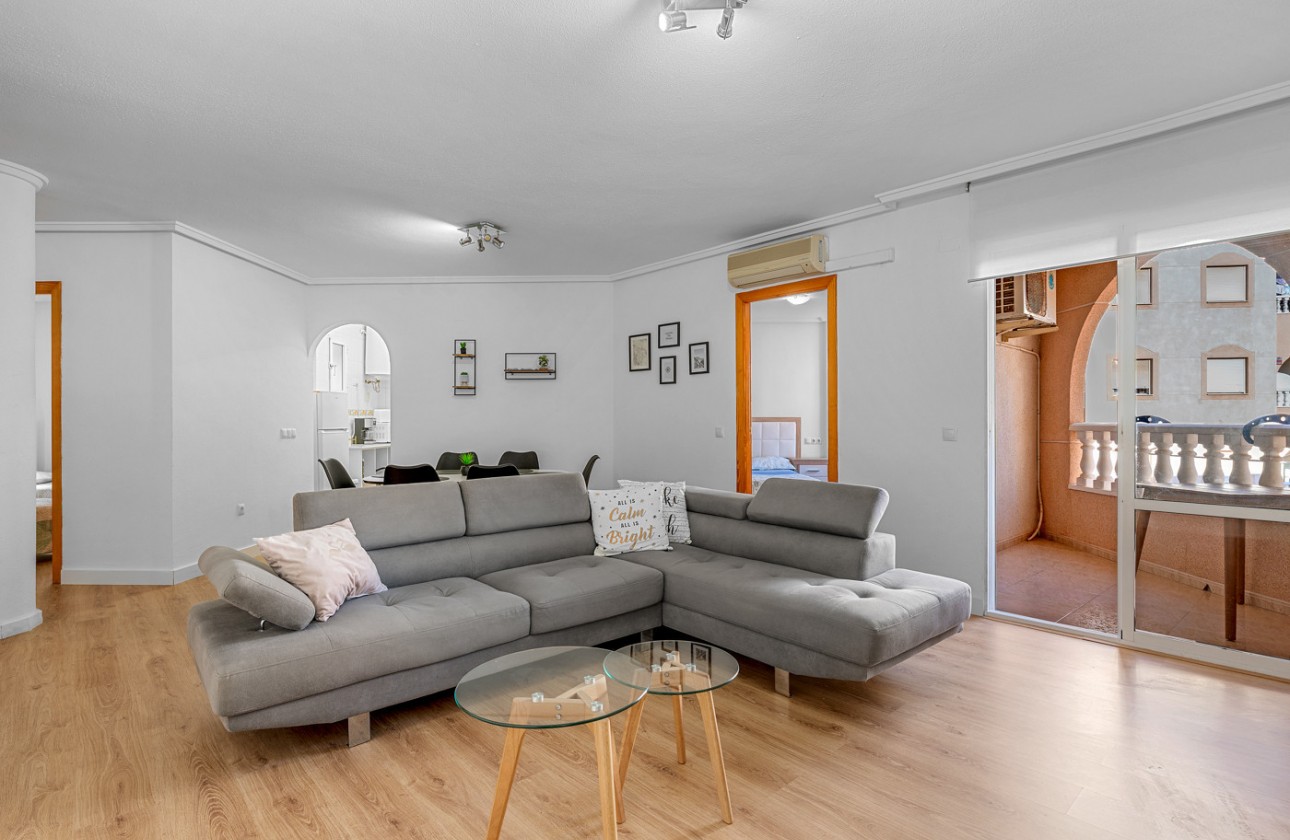 Resale - Apartment - Torrevieja