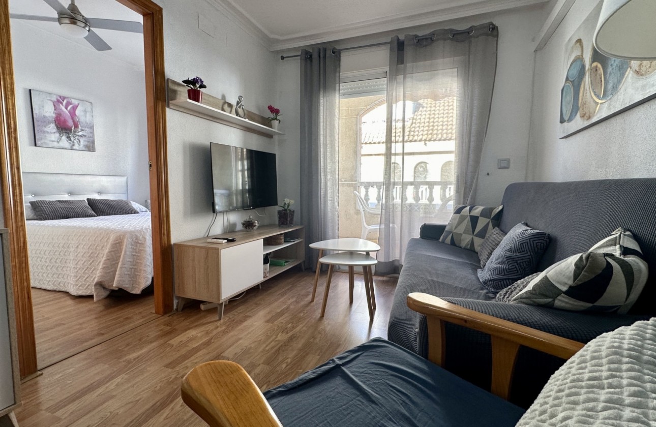 Resale - Apartment - Torrevieja