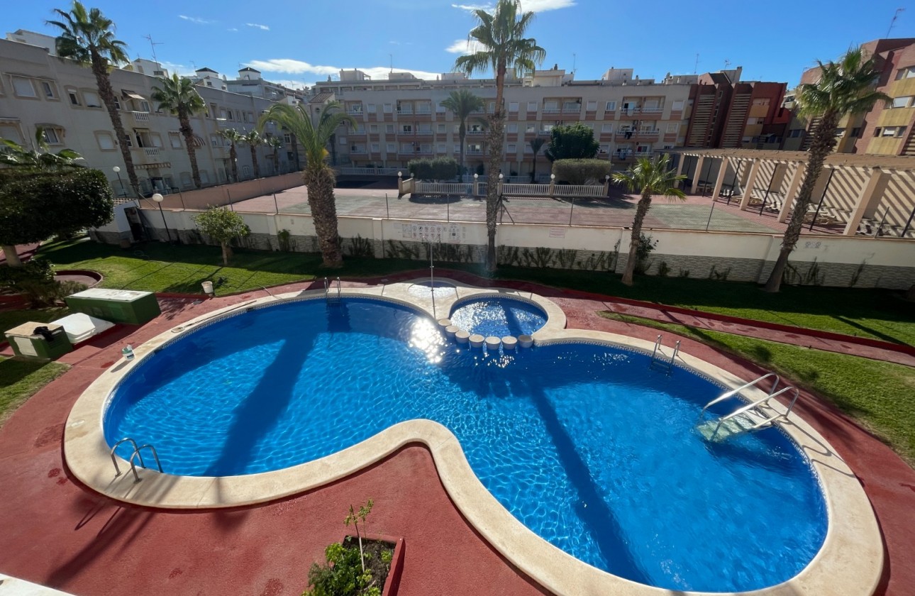 Resale - Apartment - Torrevieja