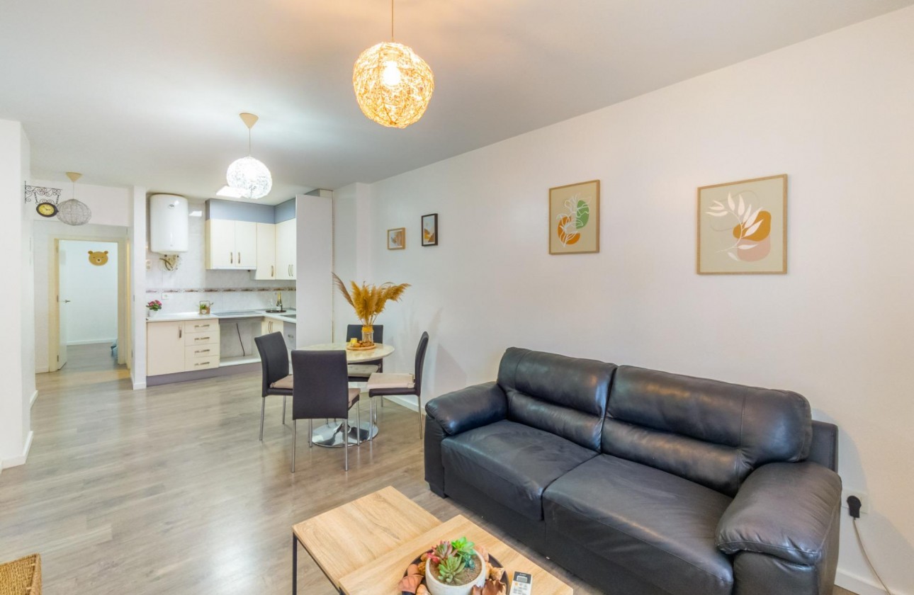 Resale - Apartment - Torrevieja