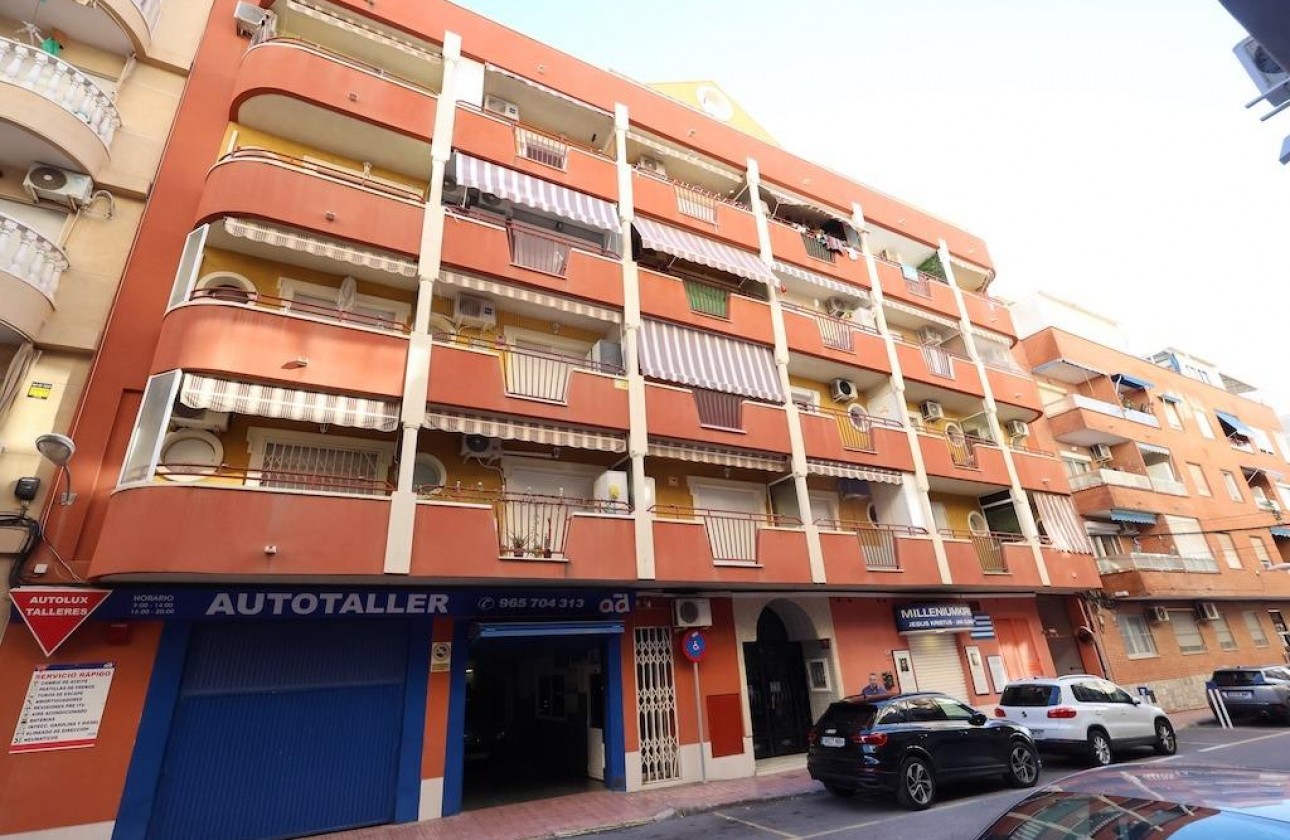 Resale - Apartment - Torrevieja