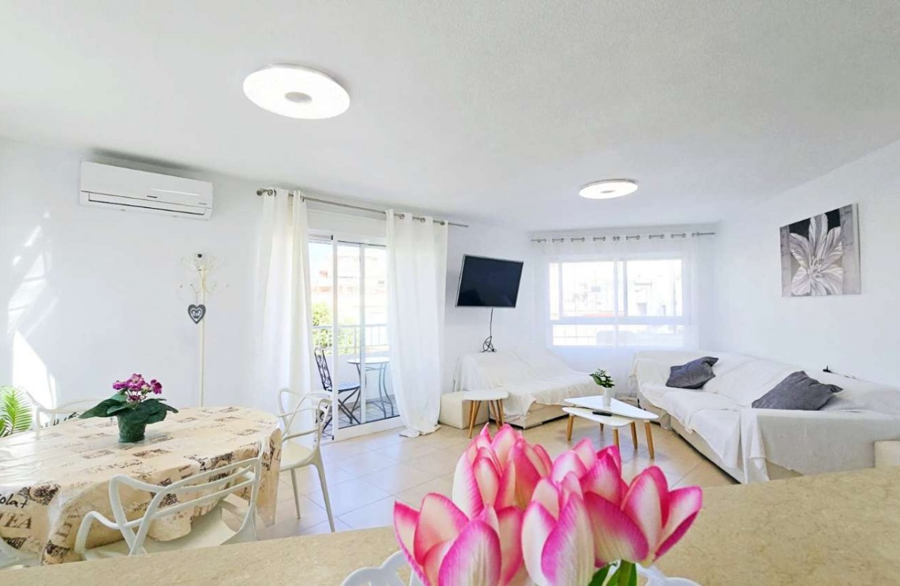 Resale - Apartment - Torrevieja