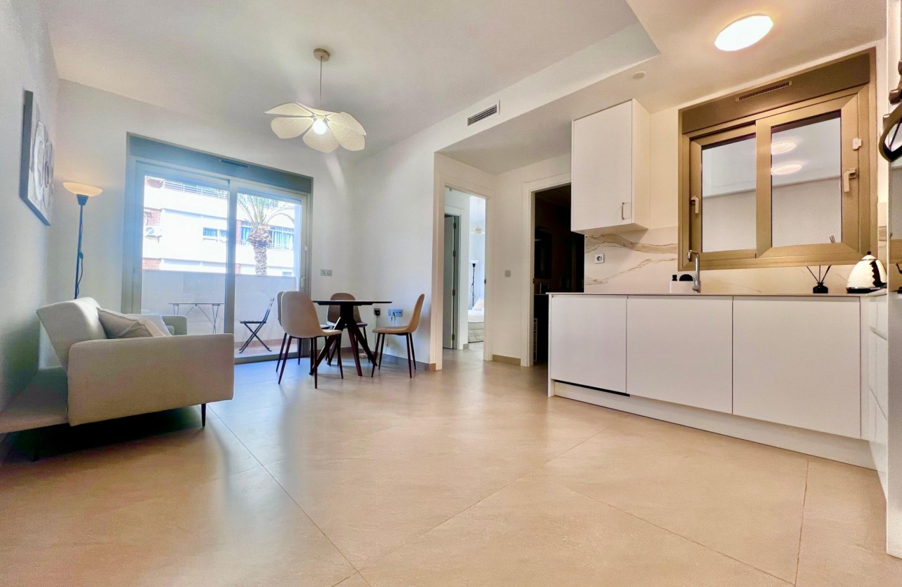 Resale - Apartment - Torrevieja