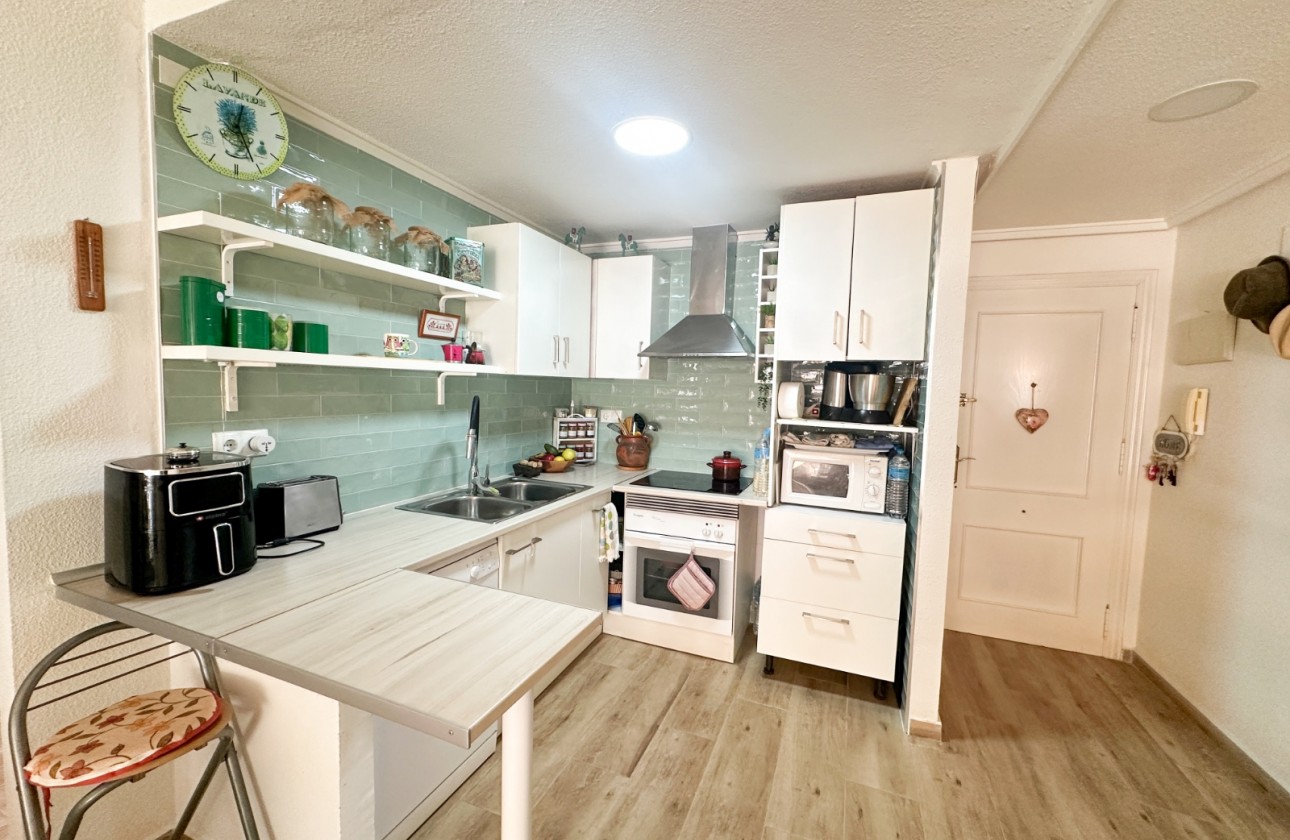 Resale - Apartment - Torrevieja