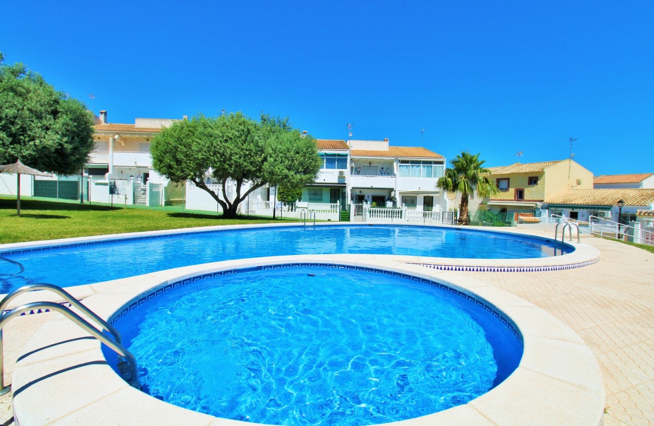 Resale - Bungalow - Orihuela Costa - La Florida