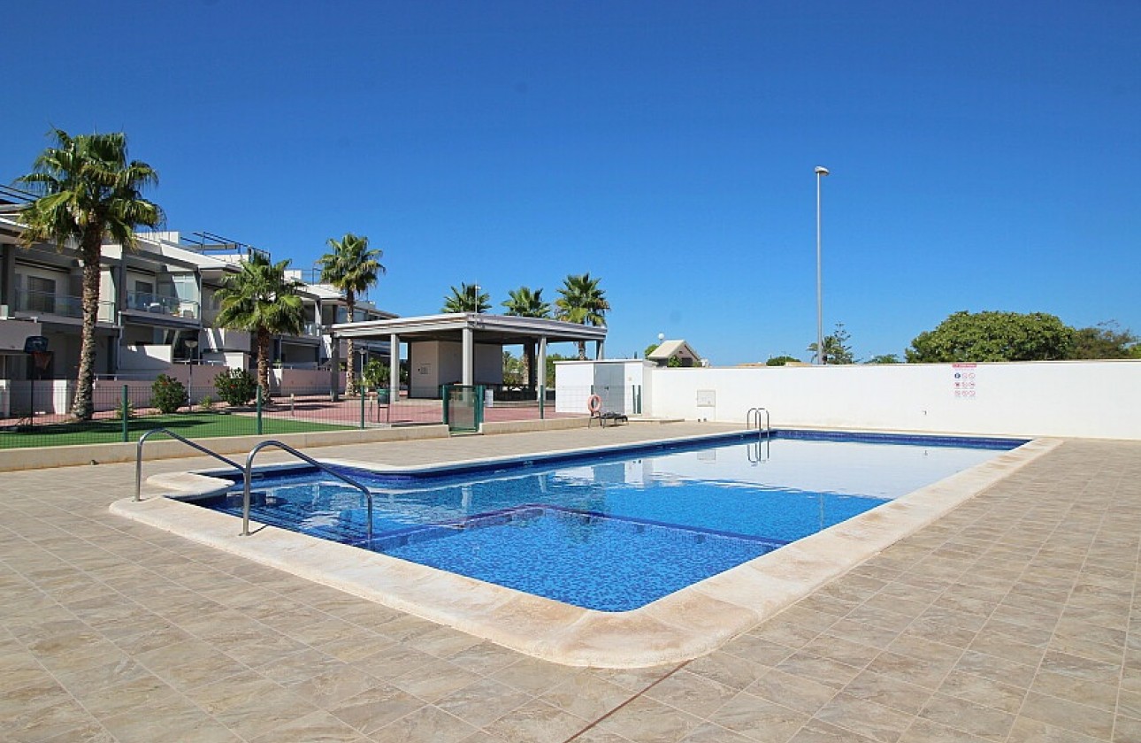 Resale - Bungalow - Orihuela Costa - Las Chismosas