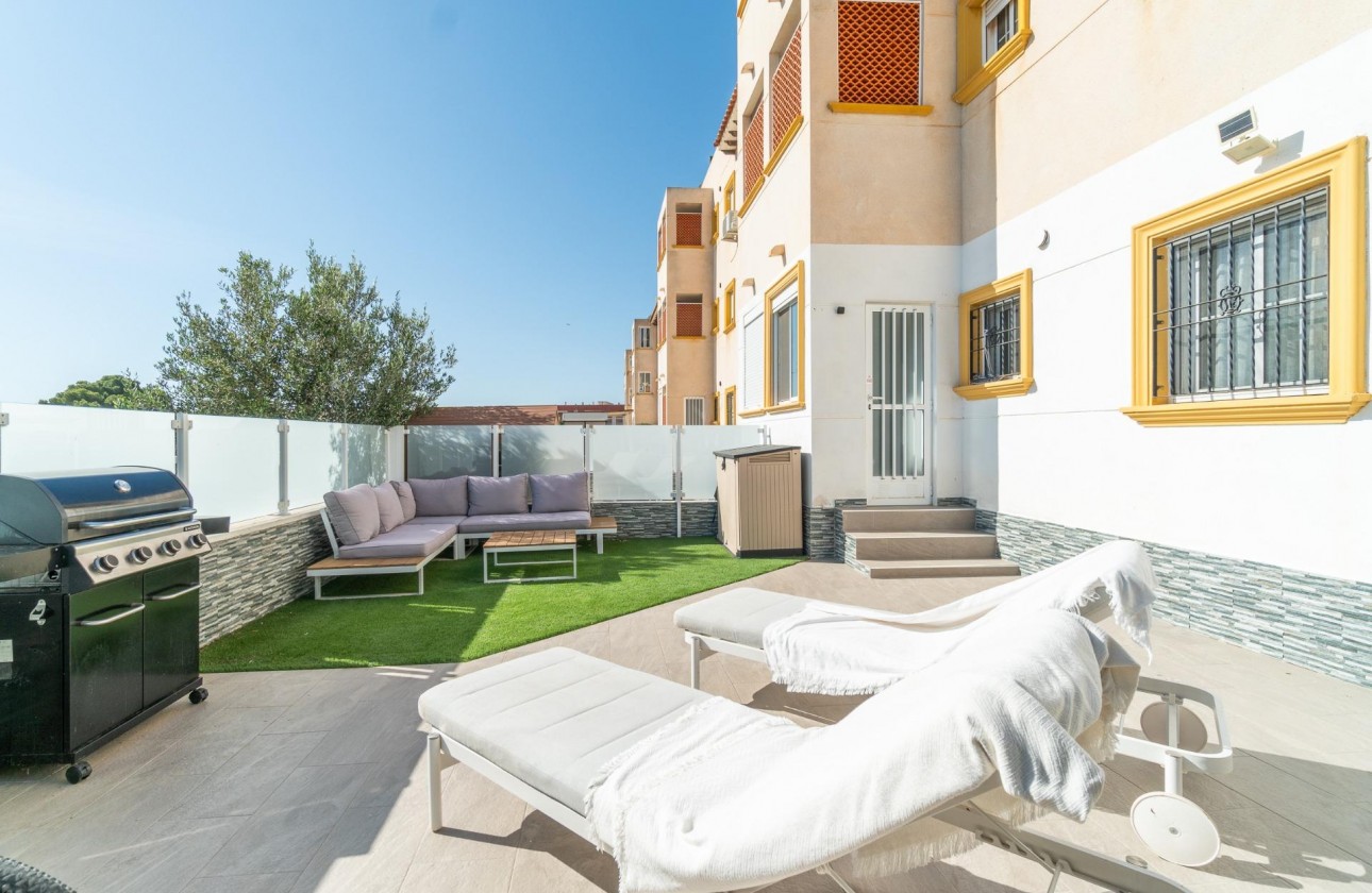 Resale - Bungalow - Orihuela Costa - Lomas de Cabo Roig