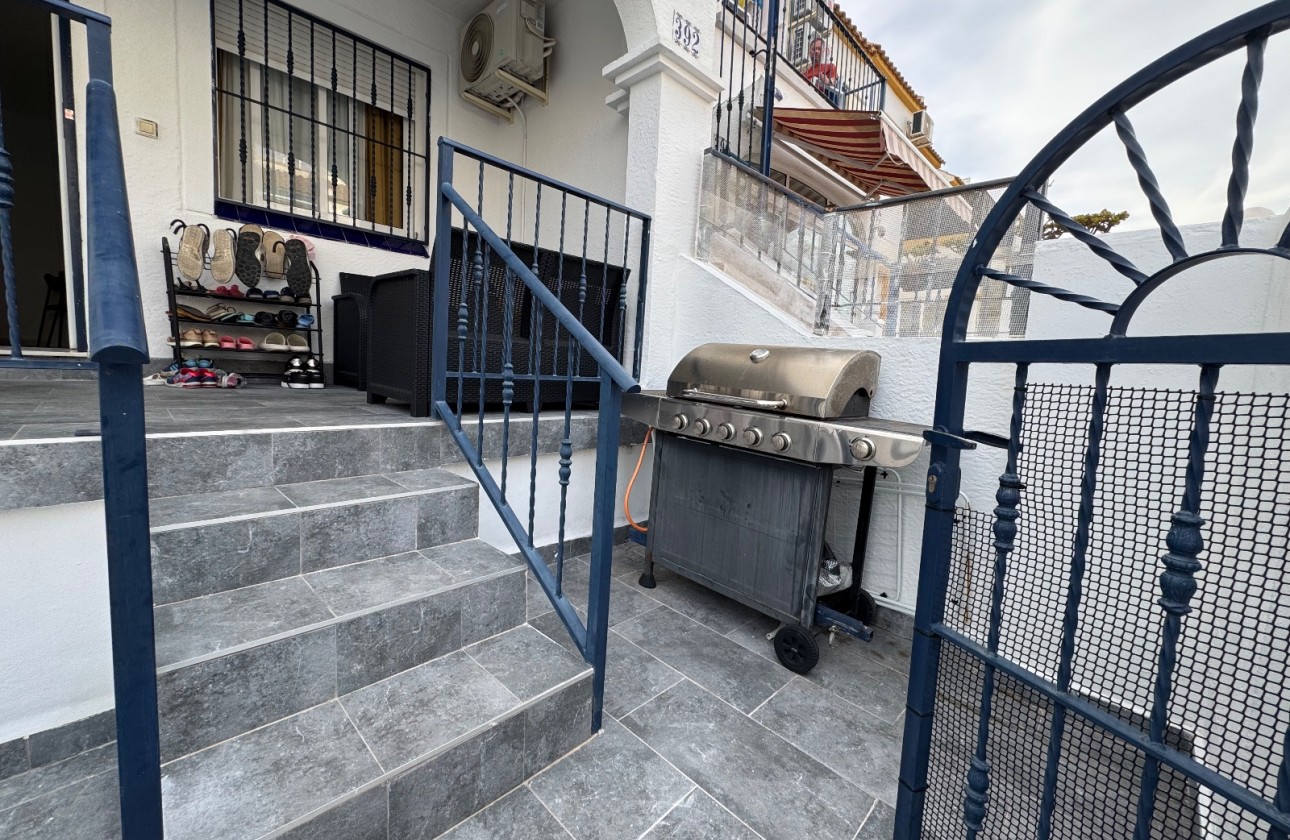 Resale - Bungalow - Orihuela Costa - Playa Flamenca