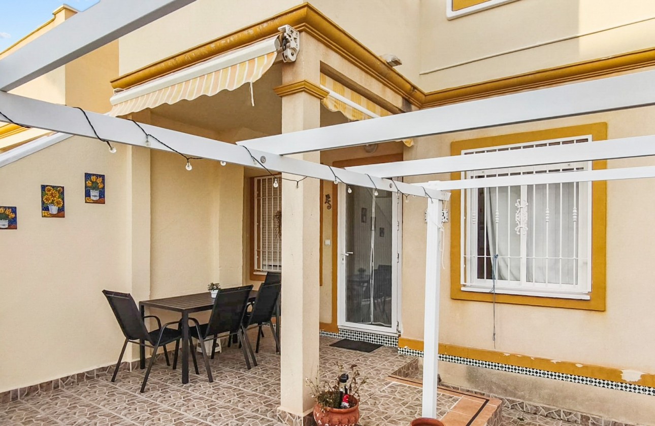 Resale - Bungalow - Orihuela Costa - Playa Flamenca