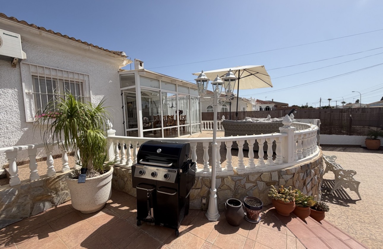 Resale - Bungalow - San Luis