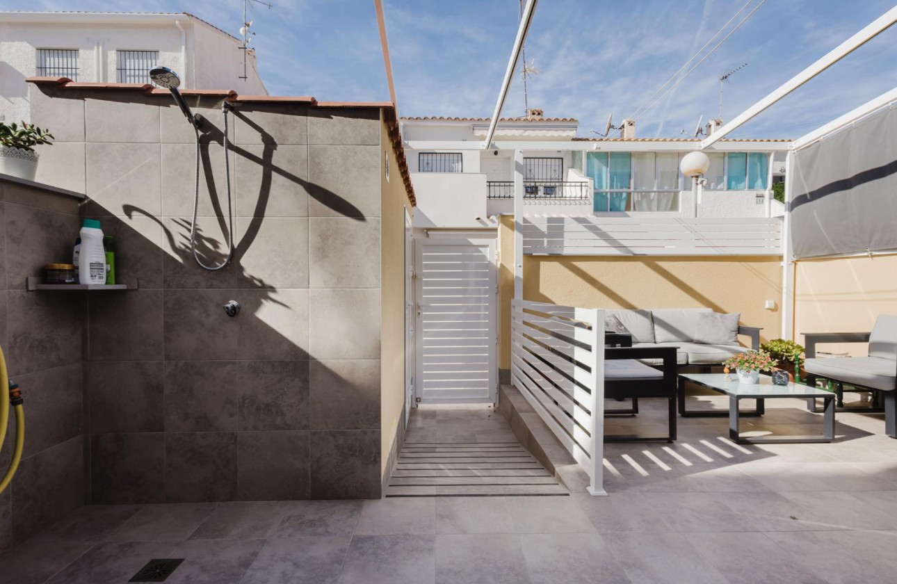 Resale - Bungalow - Torrevieja - El Acequión - Los Náufragos