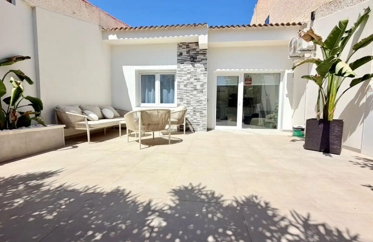 Resale - Bungalow - Torrevieja - El chaparral