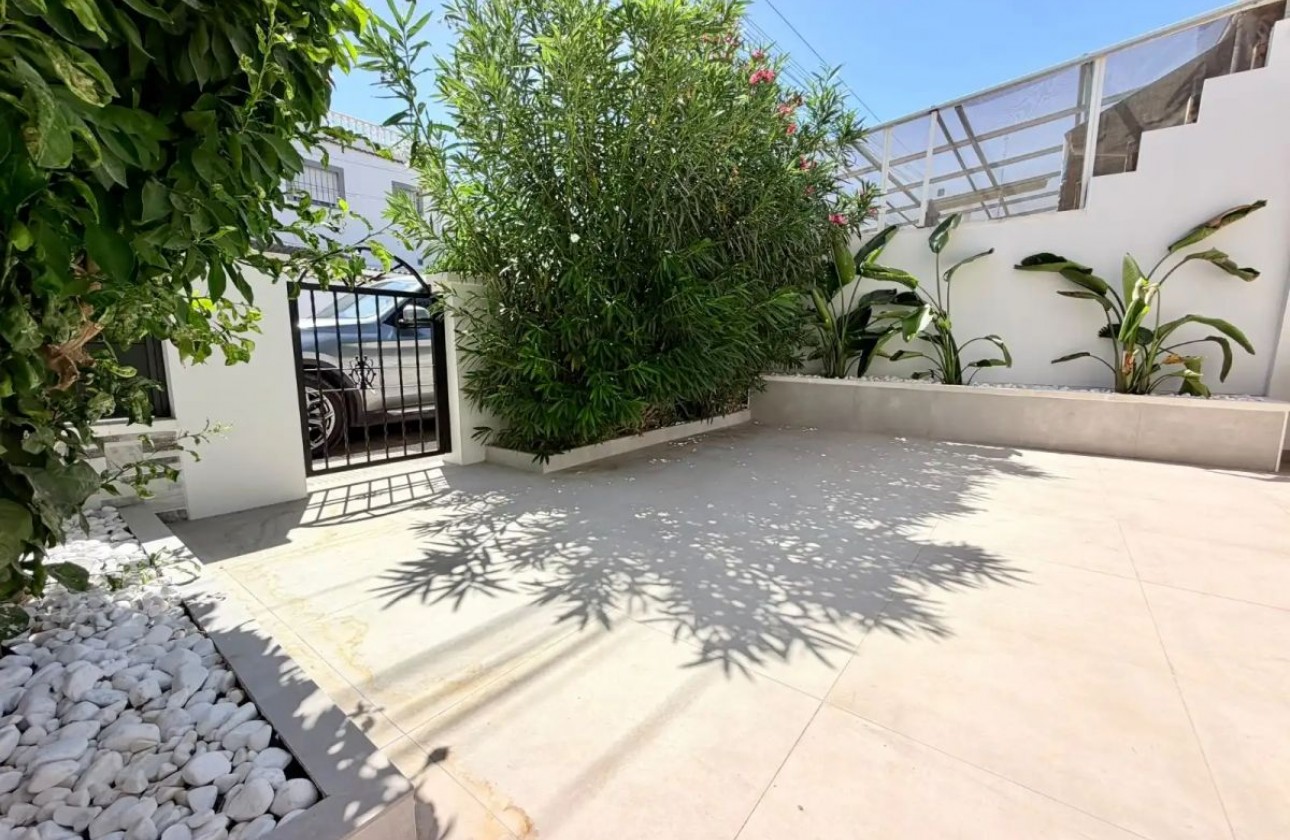 Resale - Bungalow - Torrevieja - El chaparral