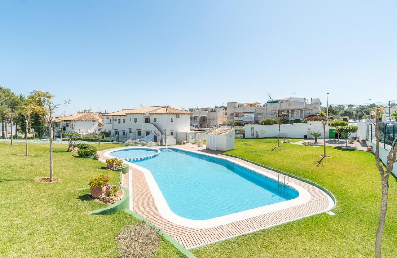 Resale - Bungalow - Torrevieja - Los Balcones - Los Altos del Edén