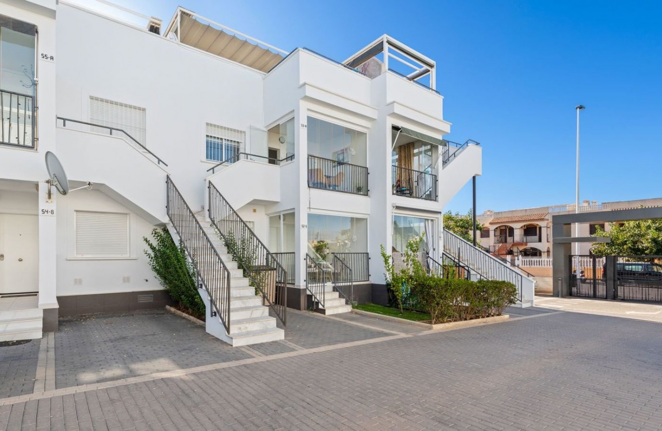 Resale - Bungalow - Torrevieja