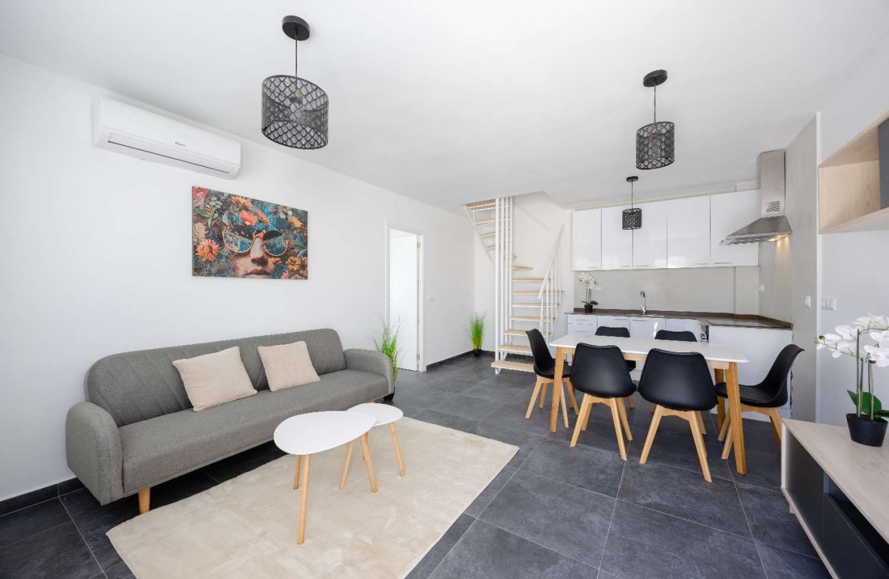 Resale - Bungalow - Torrevieja