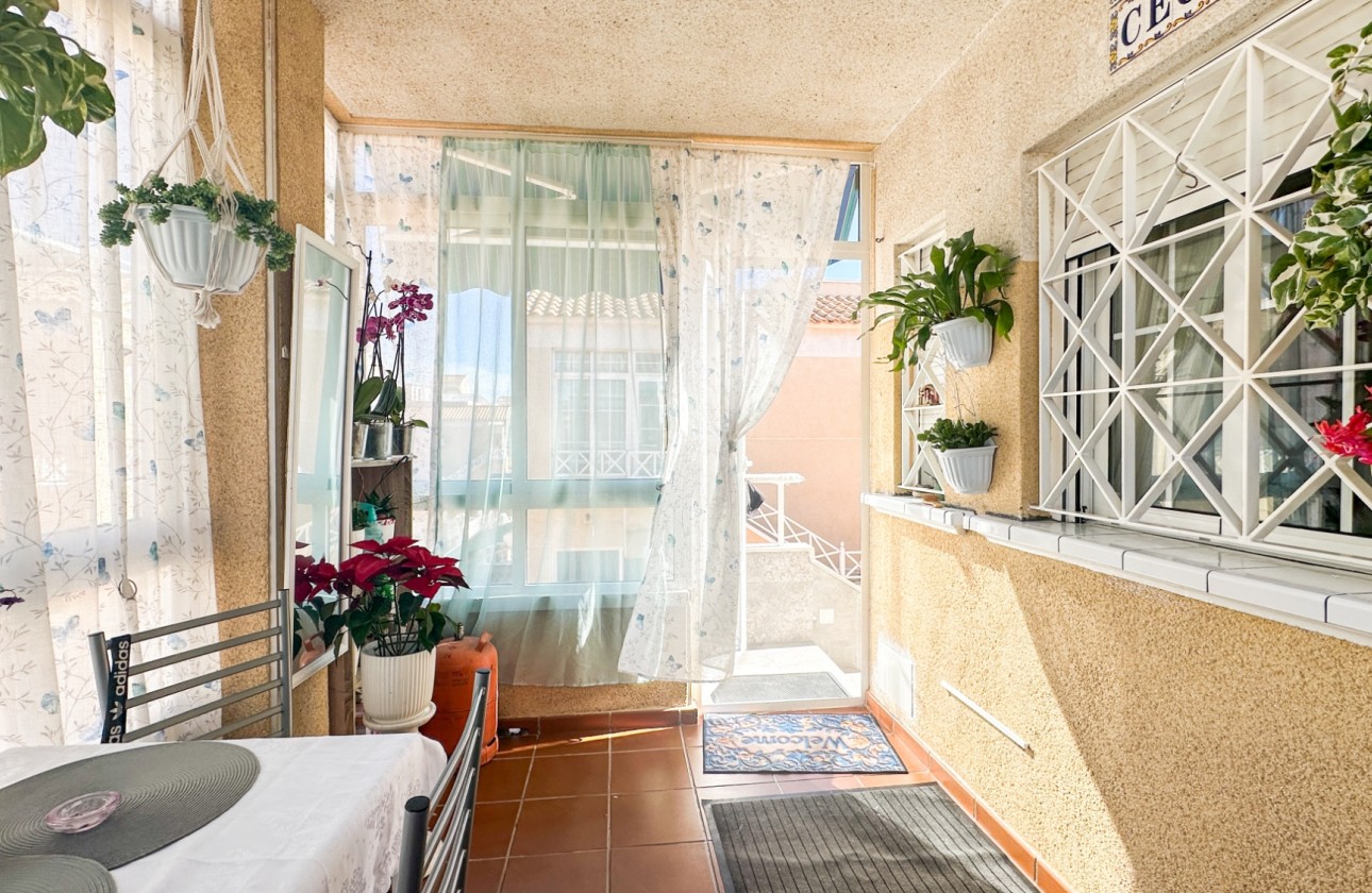 Resale - Bungalow - Torrevieja