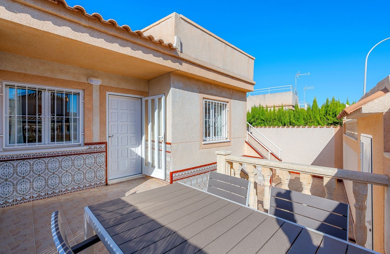 Resale - Bungalow - Torrevieja