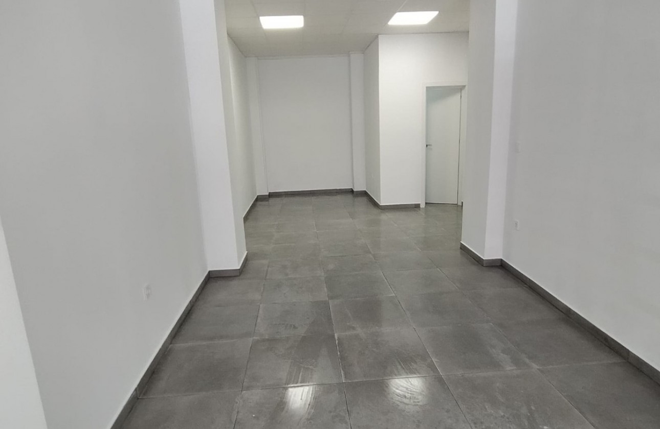 Resale - Commercial - Torrevieja