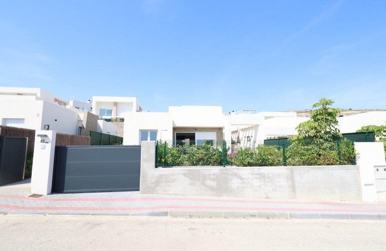 Resale - Detached Villa - Algorfa
