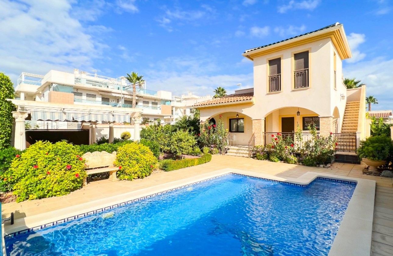 Resale - Detached Villa - Ciudad Quesada - Doña Pepa