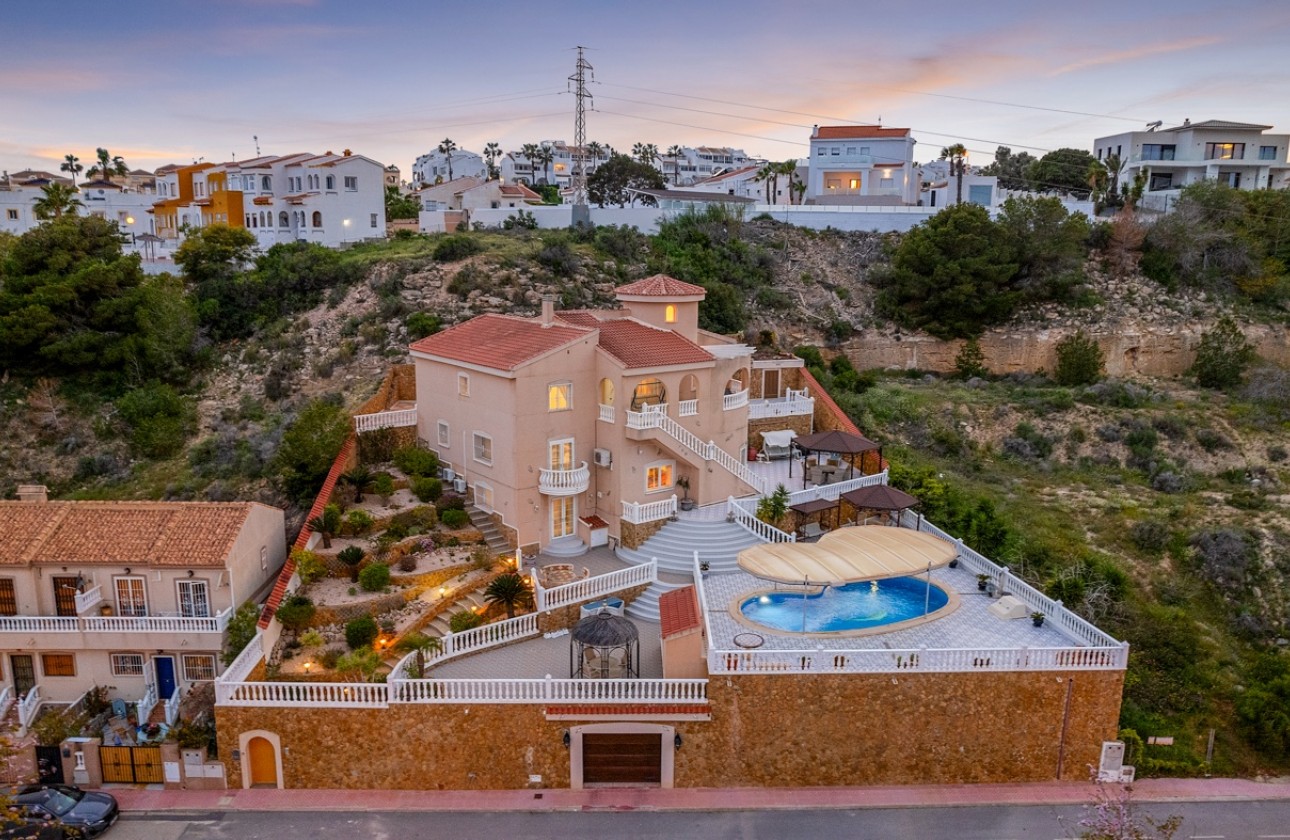 Resale - Detached Villa - Ciudad Quesada