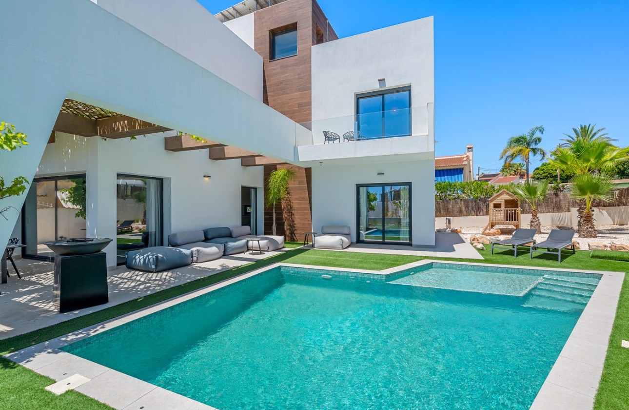 Resale - Detached Villa - Ciudad Quesada