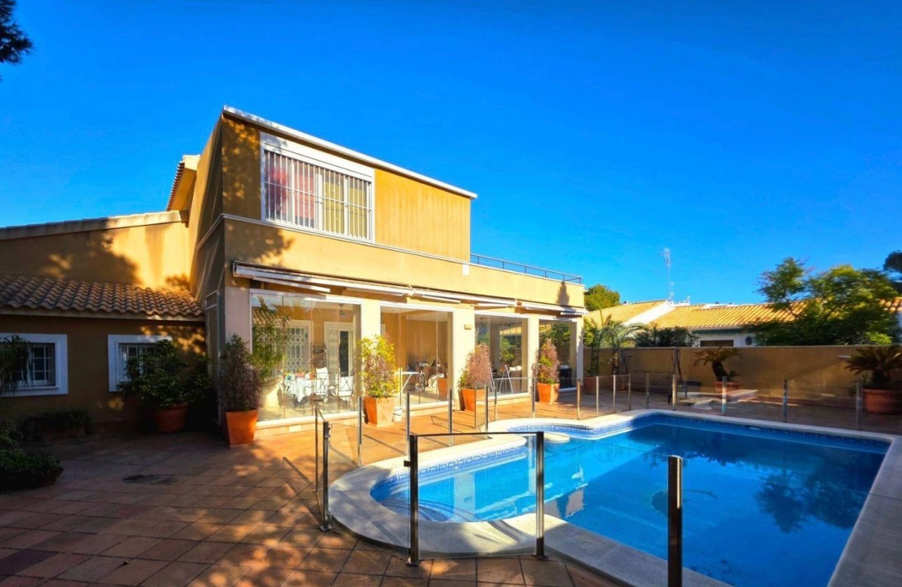 Resale - Detached Villa - Dehesa de campoamor - Campoamor