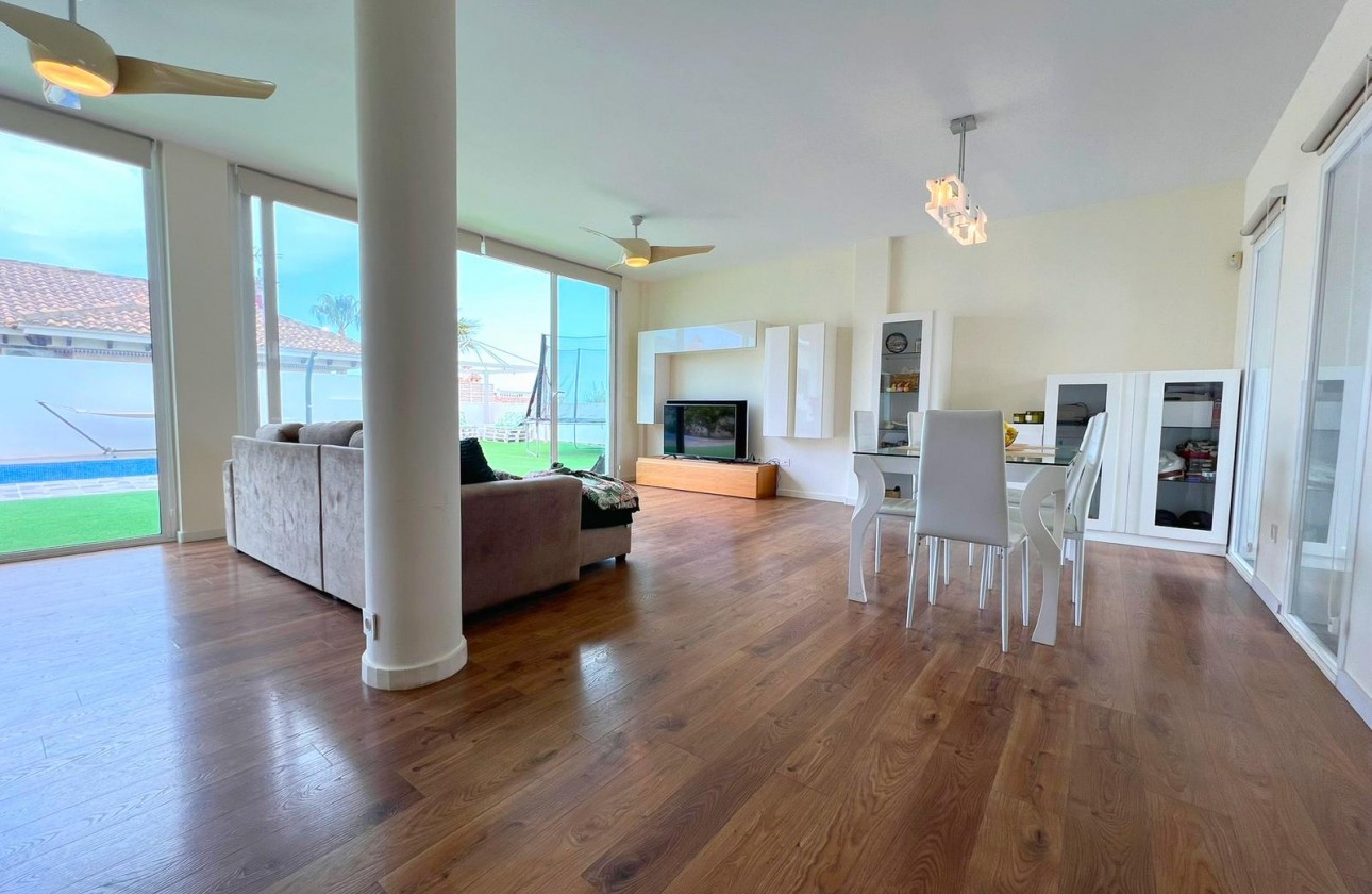 Resale - Detached Villa - La Marina - San Fulgencio