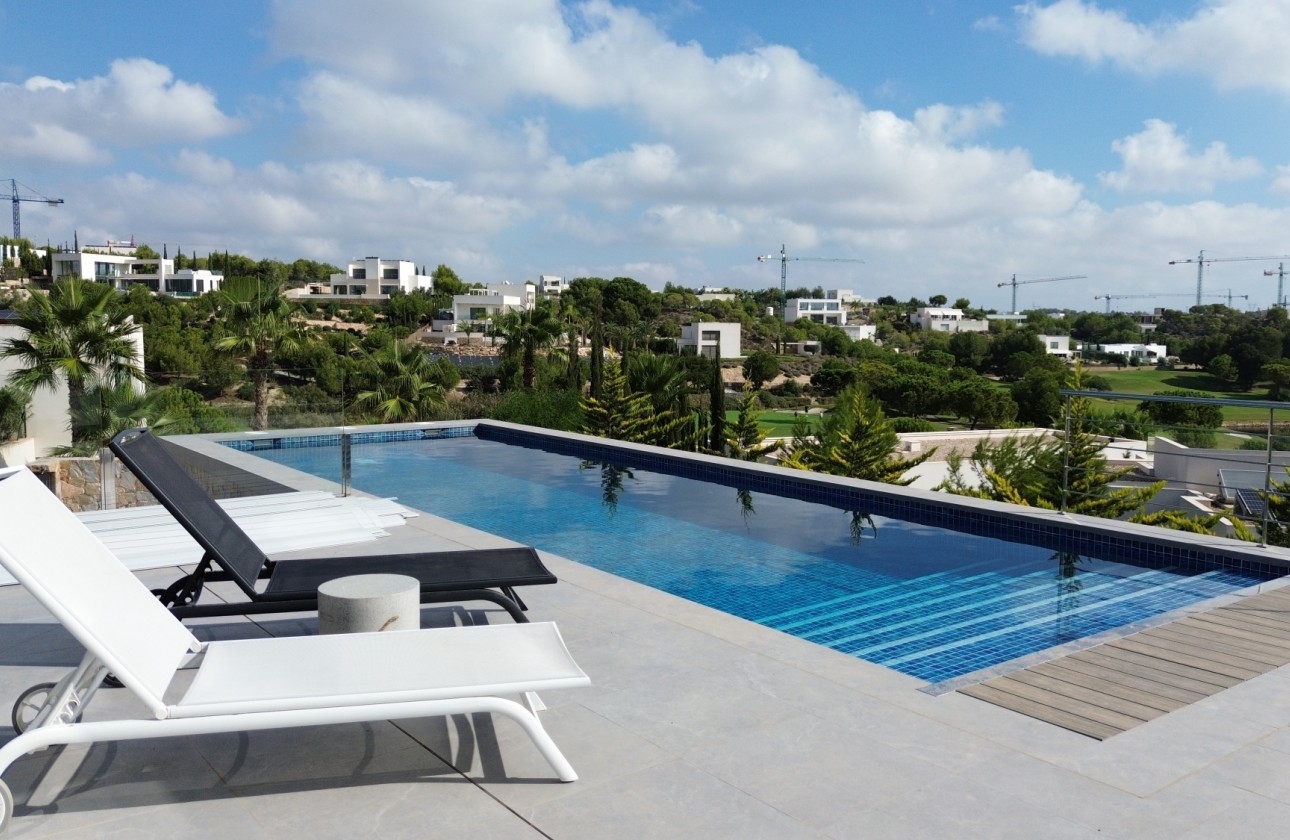 Resale - Detached Villa - Las Colinas Golf