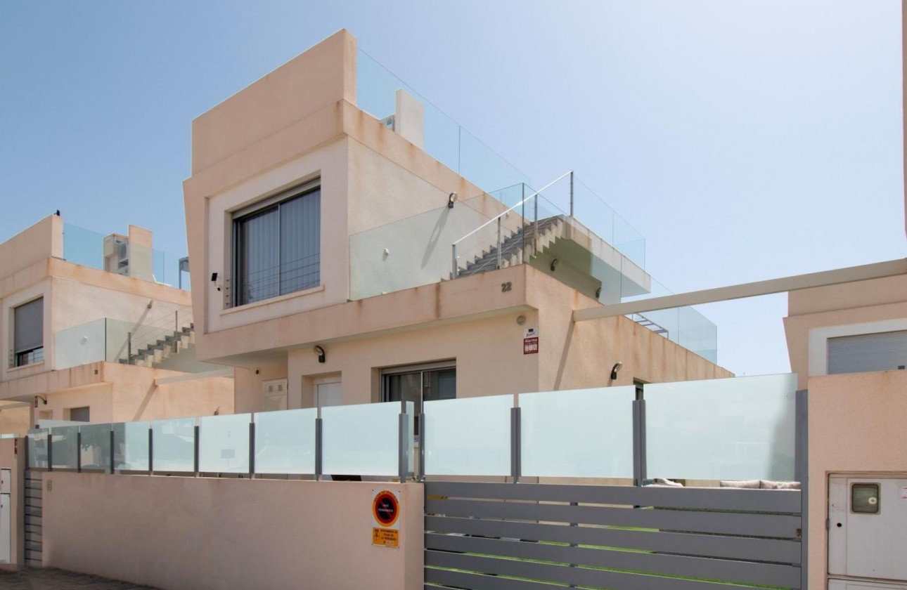 Resale - Detached Villa - Mil Palmeras